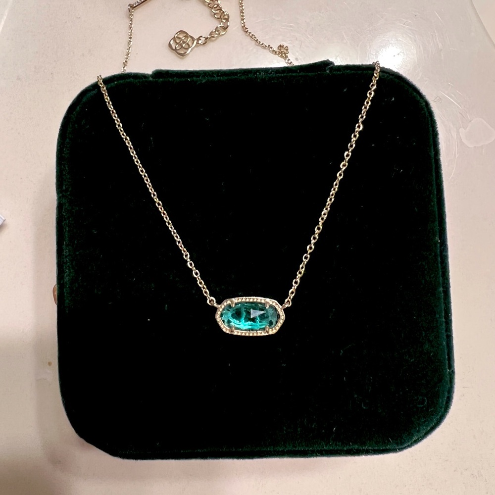 Kendra Scott Necklace